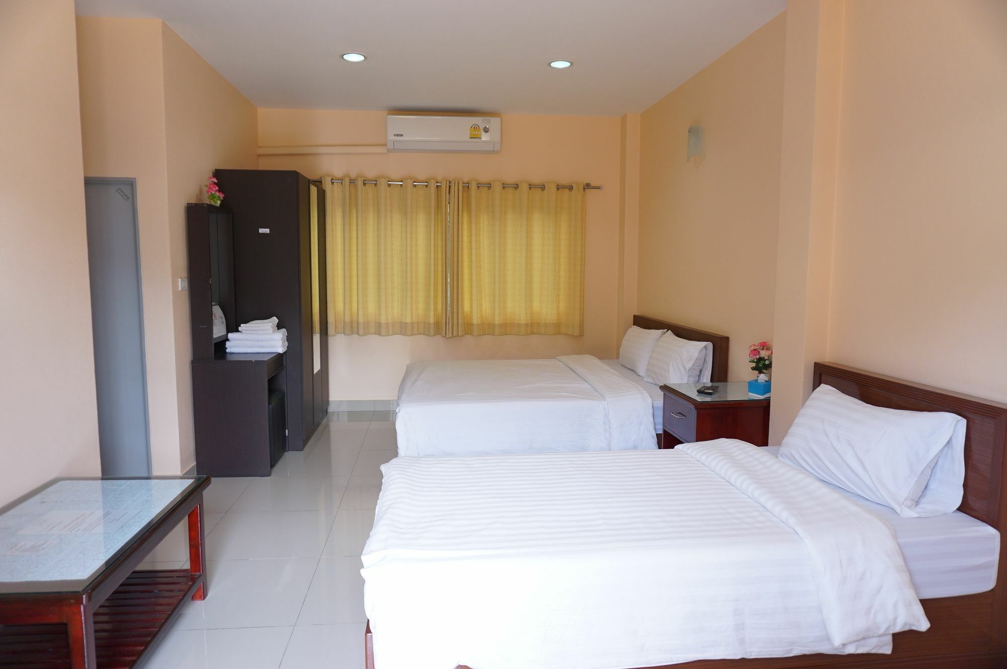 Jirasin Hotel & Apartment Ranong Exterior foto