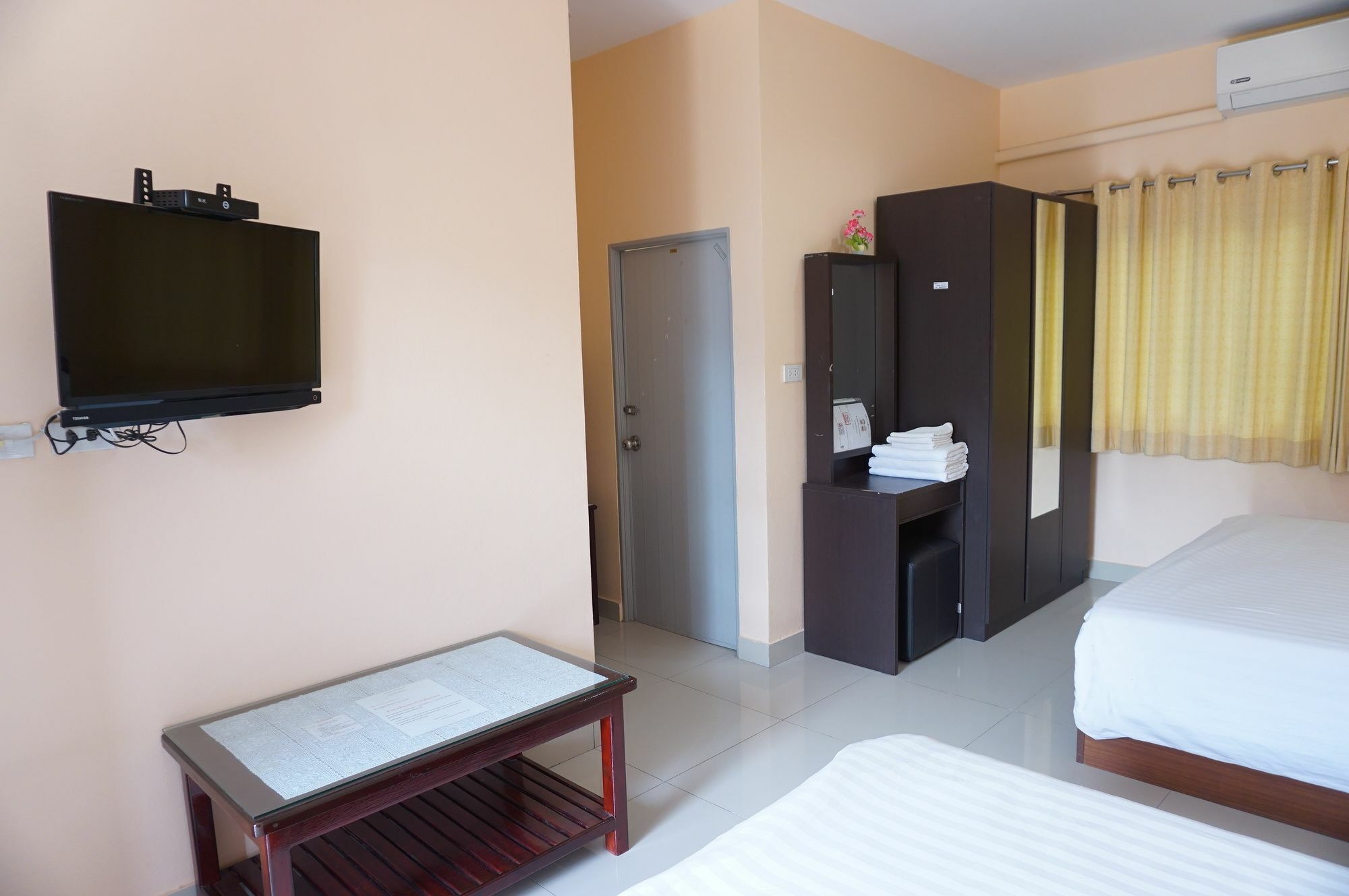 Jirasin Hotel & Apartment Ranong Exterior foto