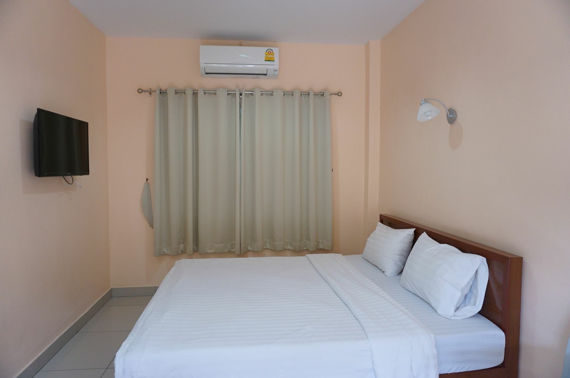 Jirasin Hotel & Apartment Ranong Exterior foto