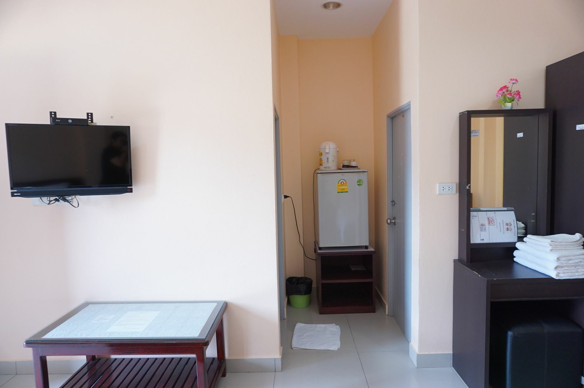Jirasin Hotel & Apartment Ranong Exterior foto